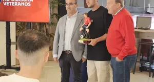 Trofeo-veterania-Ante-Budimir_Aimar_Oroz-2025-03